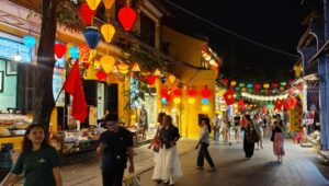 Hoi An with its commotion